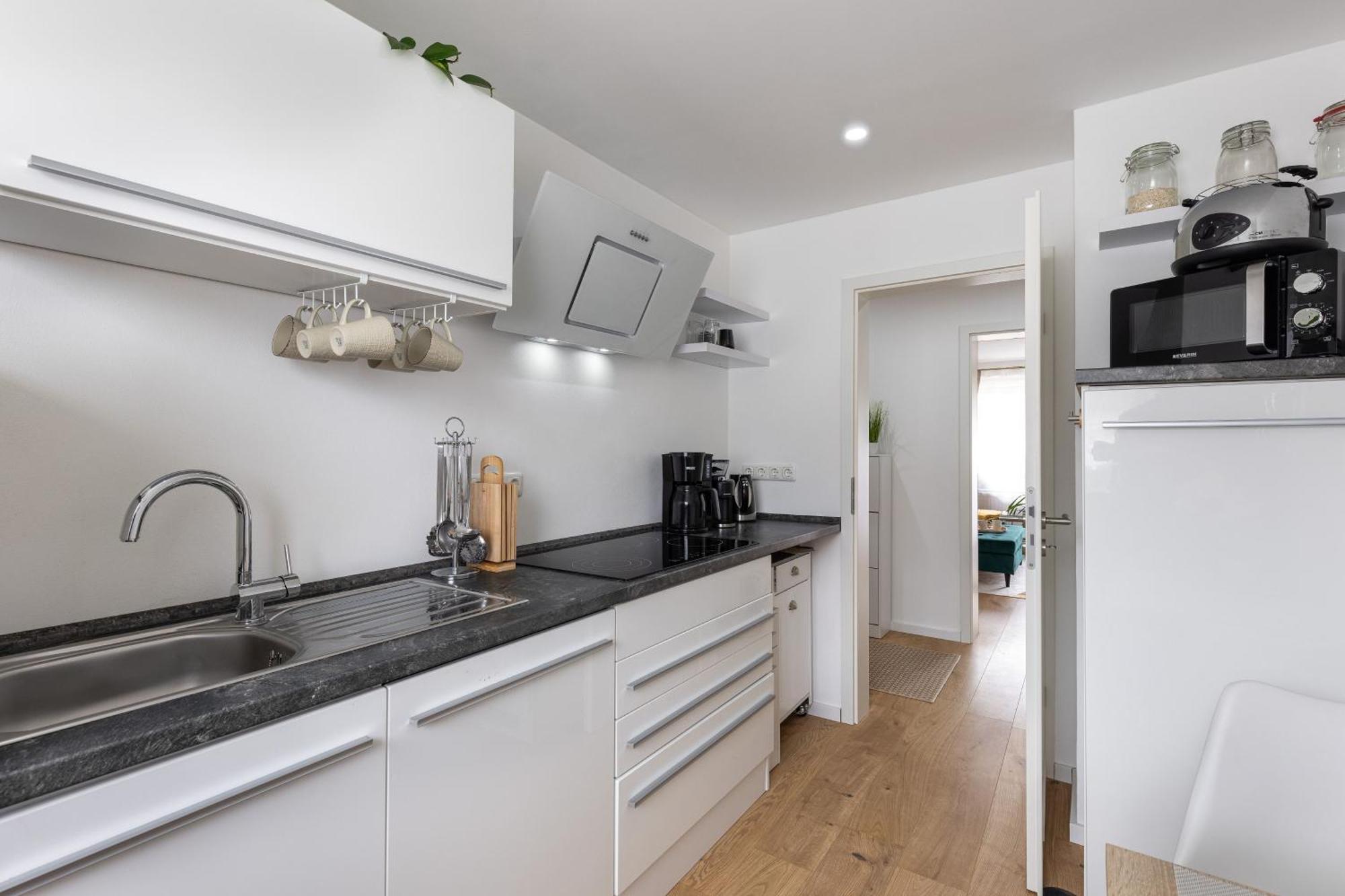 Schoenes, Modernes Apartment Mit Zwei Schlafzimmern - Zentral Mit Balkon Fuer 6 Personen มอนทาเบาอาร์ ภายนอก รูปภาพ