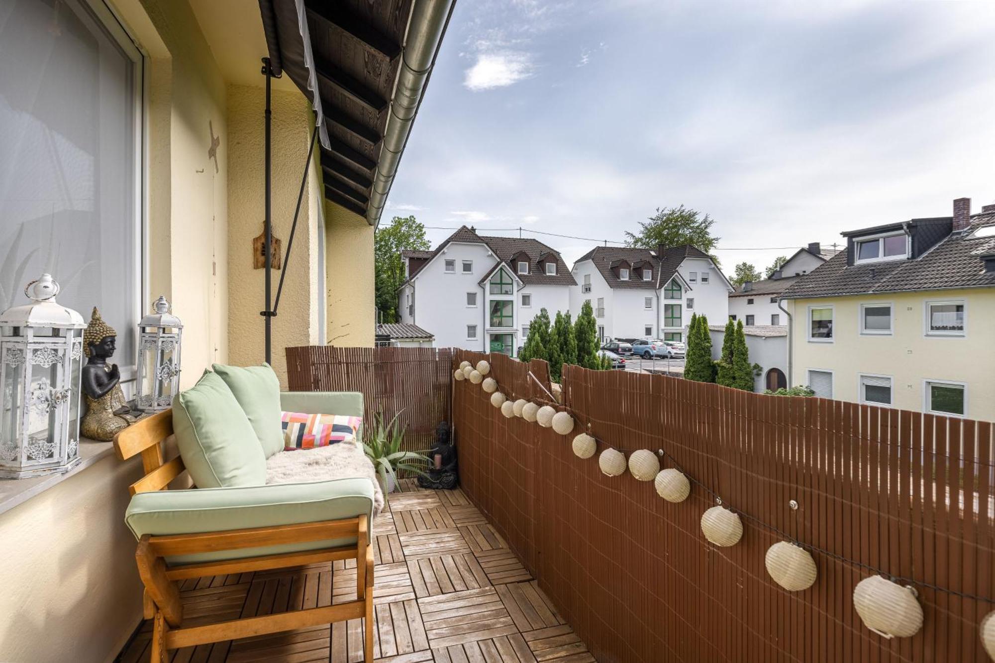 Schoenes, Modernes Apartment Mit Zwei Schlafzimmern - Zentral Mit Balkon Fuer 6 Personen มอนทาเบาอาร์ ภายนอก รูปภาพ